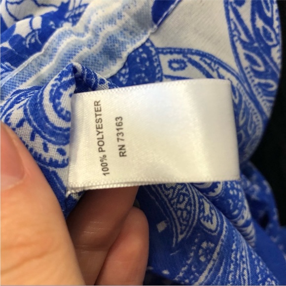 Blue White Sheer Floral Patterned Top - Picture 14 of 16